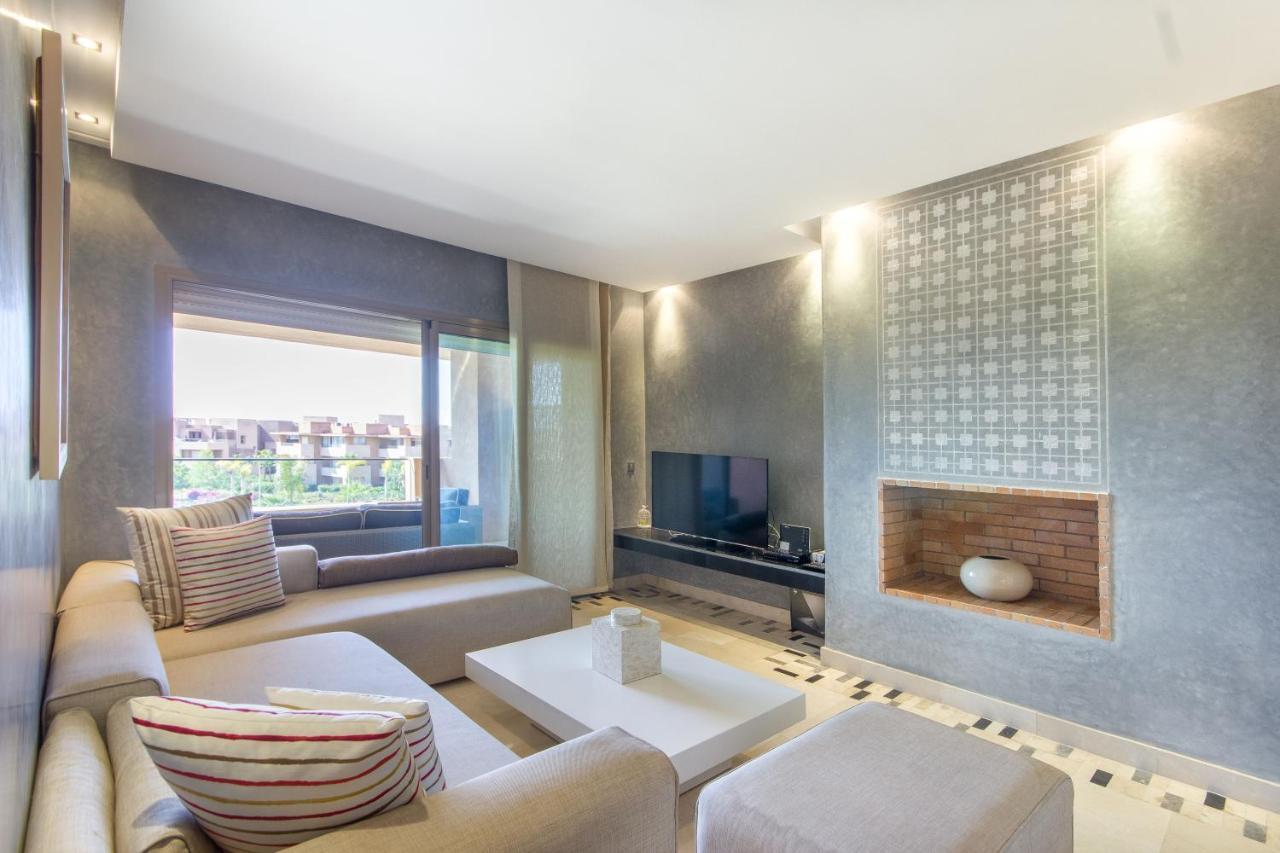Lumineux Et Vue Degagee Sur Piscine A Prestigia Daire Marakeş Dış mekan fotoğraf